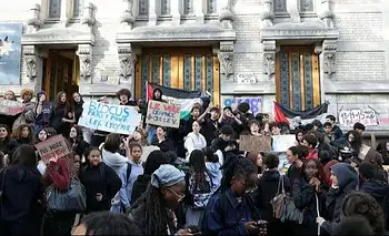 “Una juventud que decidió decir basta”: la rebelión estudiantil que pone en jaque al gobierno de Macron y sacude a Francia