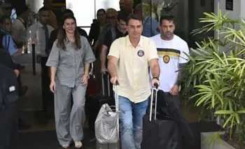 La Cancillería de Brasil convocó a la encargada de negocios argentina para que dé explicaciones por la huida de Flávio Bolsonaro
