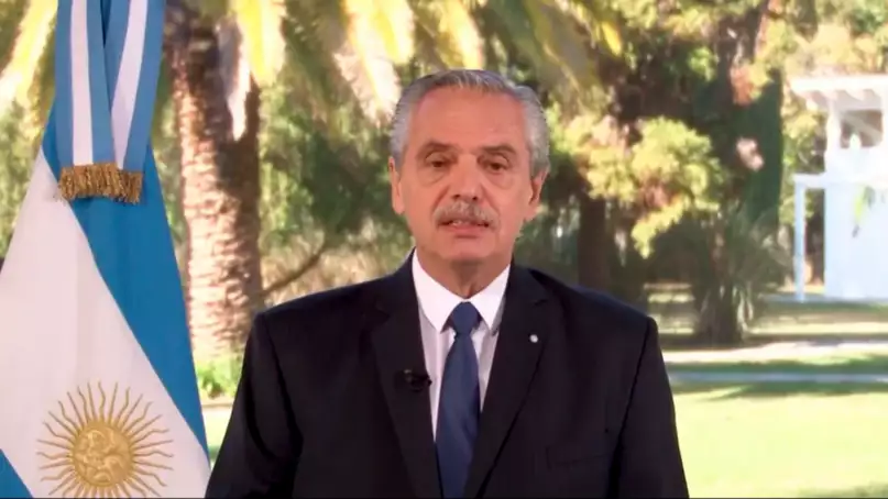 Alberto Fernández, en cadena nacional: "Se que en todo tengo responsabilidad"