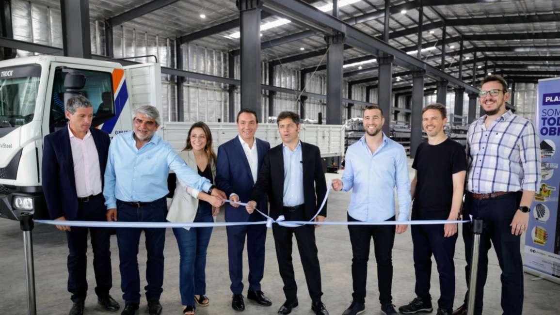 Kicillof inauguró dos empresas del PITec en Florencio Varela