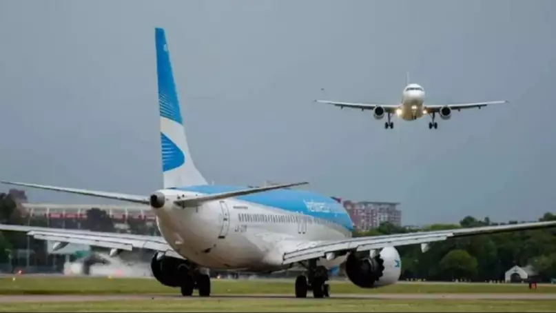 El gremio de aeronavegantes se solidarizó con el reclamo salarial de La Fraternidad: "Salarios justos y dignos"