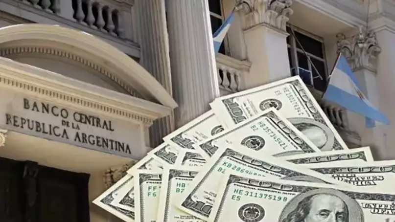 El BCRA vendió 600 millones de dólares en su peor jornada en cinco años